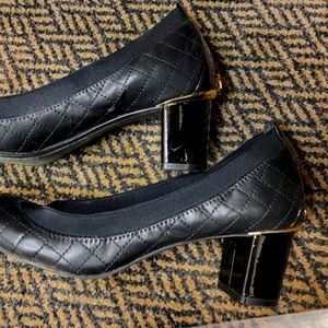 Tory Burch Carrie Quilted Mid-Heel Pump